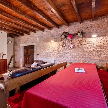 Awesome In Casa de Férias Krnica